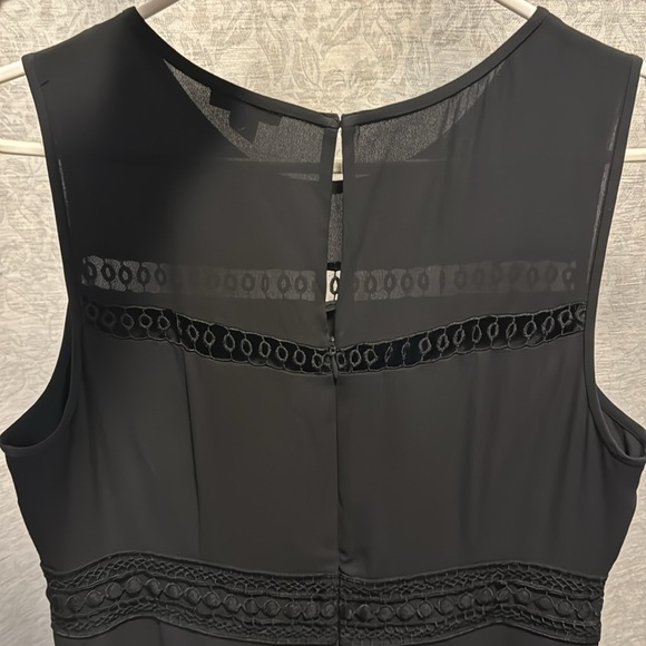 Ann Taylor - Picture 6 of 6